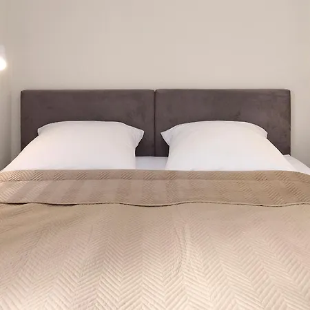 Promenade 18 Stoertebeker * شونبيرجر ستراند