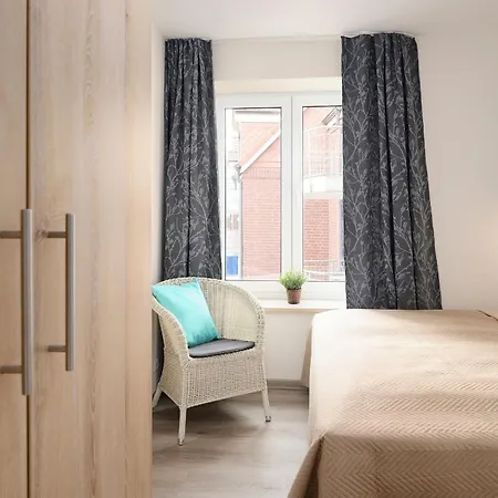 Promenade 18 Stoertebeker * شونبيرجر ستراند